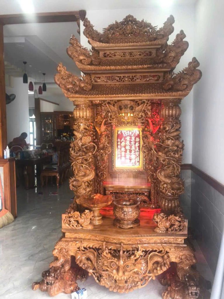 Bàn Thờ Ông Địa