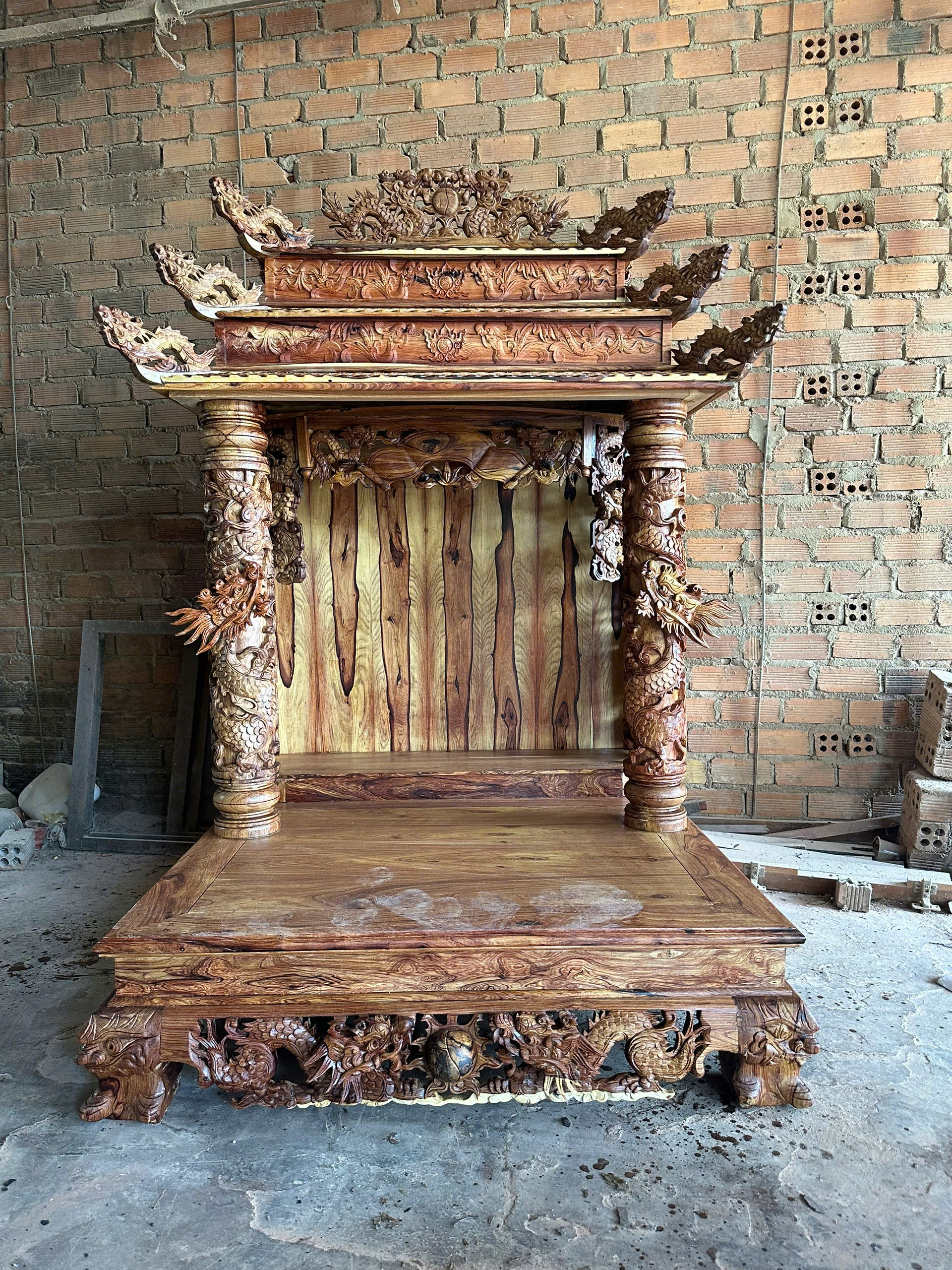 Bàn Thờ Ông Địa